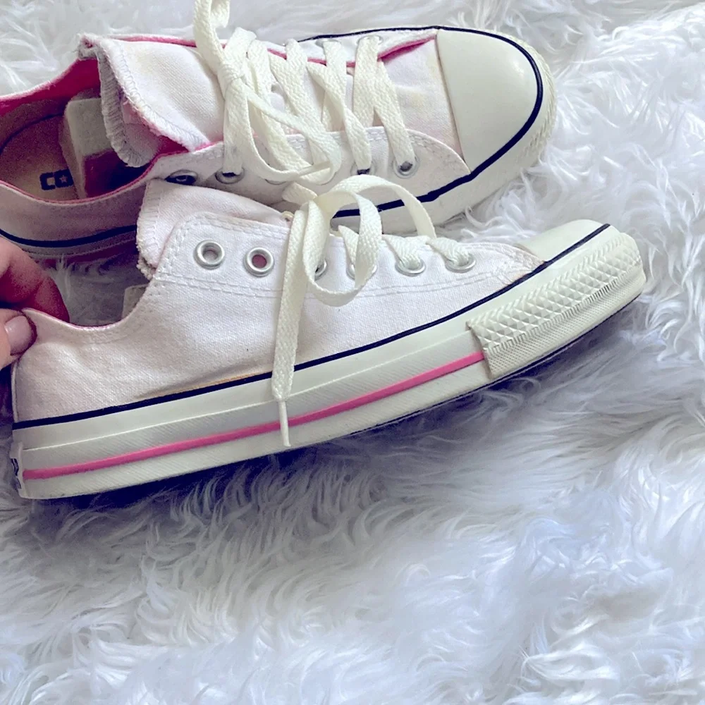 Converse Sneakers 5/$50 - Picture 3 of 5